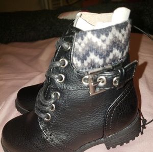 ❤5 for $25 New okie dokie little girls boots sz 6